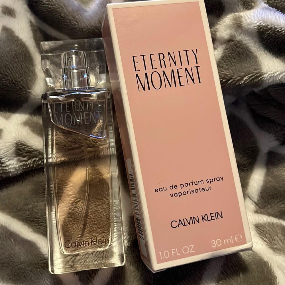 CALVIN KLEIN ETERNITY MOMENT
